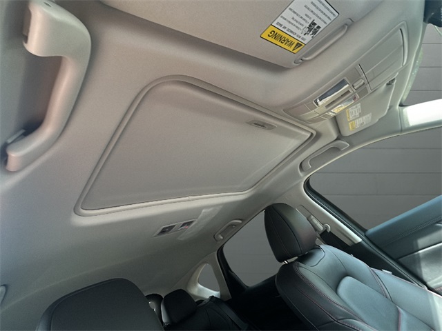 2025 Mazda CX-5 2.5 S Carbon Edition Image 31 of 35