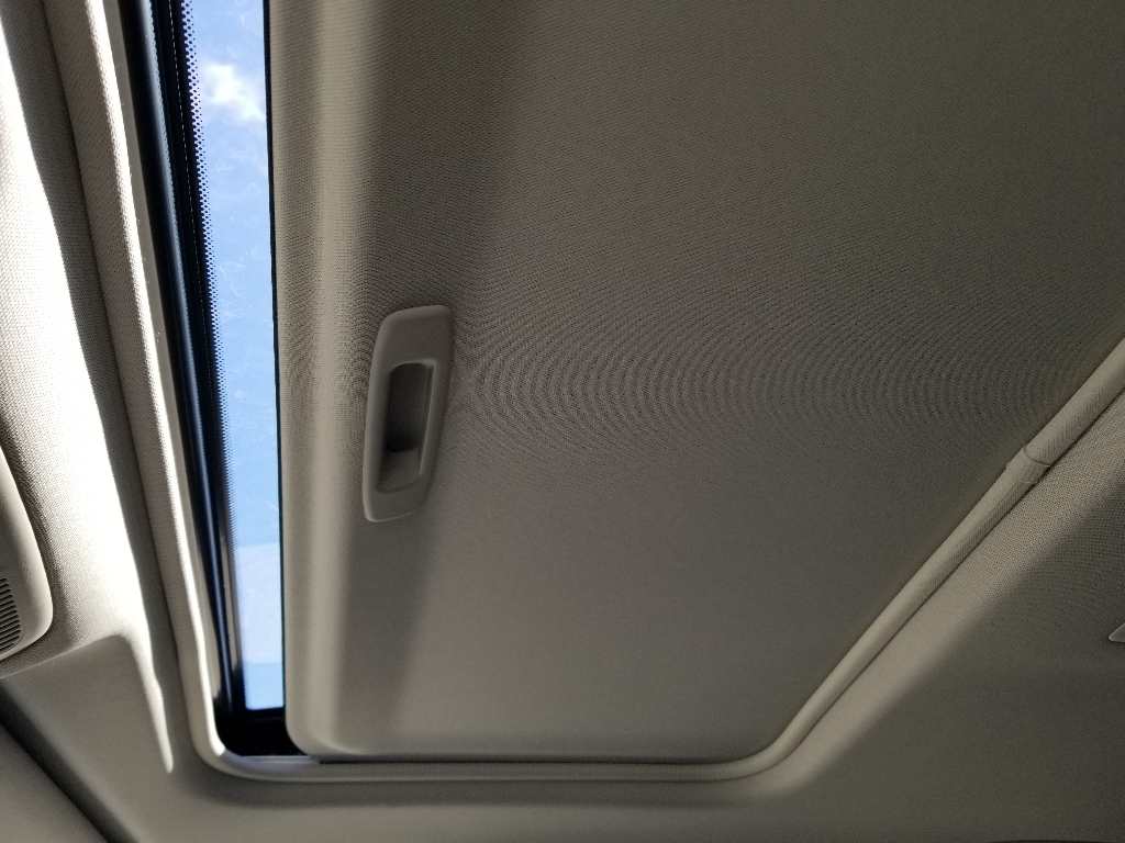Vehicle image 16 of 16