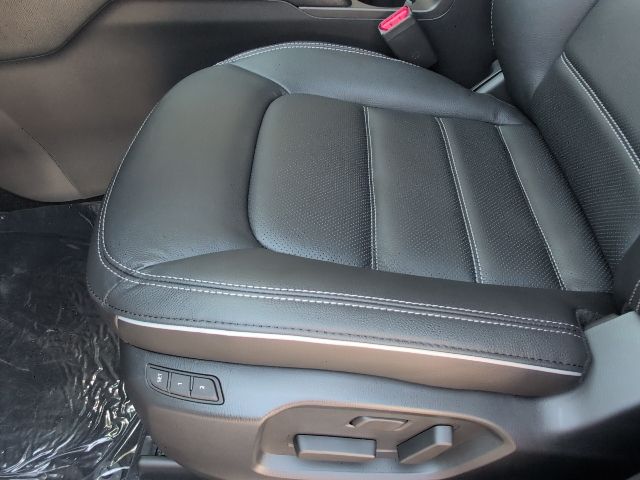 2025 Mazda CX-5 2.5 S Preferred Package Image 14 of 34