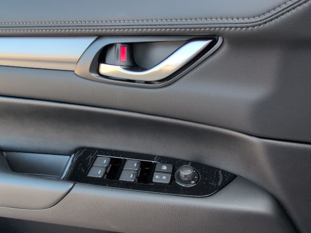 2025 Mazda CX-5 2.5 S Preferred Package Image 26 of 34