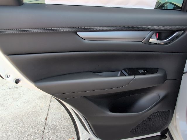 2025 Mazda CX-5 2.5 S Preferred Package Image 24 of 34