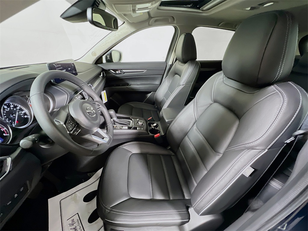 2025 Mazda CX-5 2.5 S Preferred Package Image 27 of 31