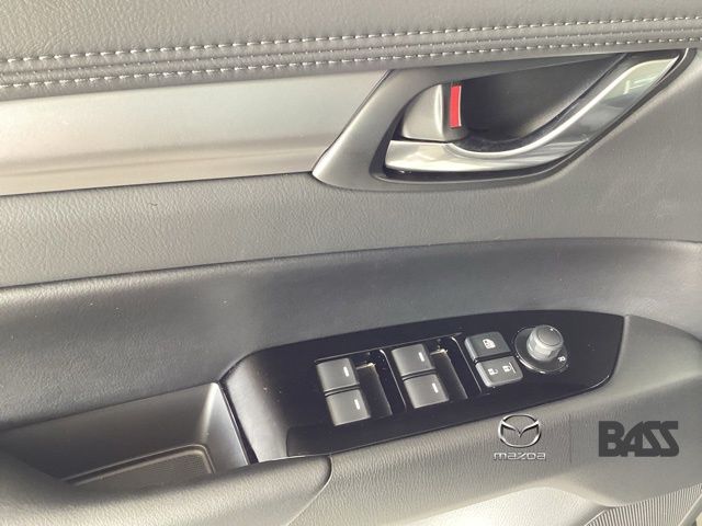 2025 Mazda CX-5 2.5 S Preferred Package Image 17 of 33