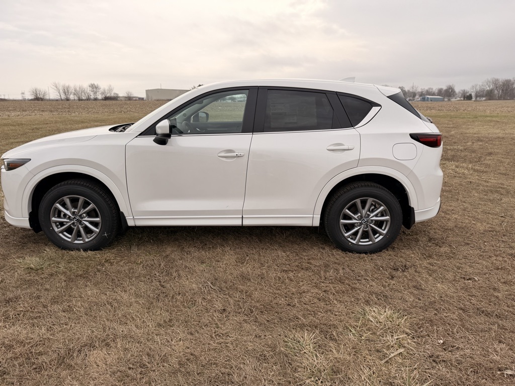 2025 Mazda CX-5 2.5 S Preferred Package Image 8 of 10