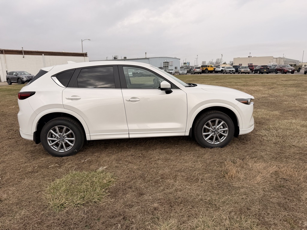 2025 Mazda CX-5 2.5 S Preferred Package Image 4 of 10