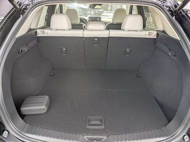 2025 Mazda CX-5 2.5 S Preferred Package Image 11 of 37