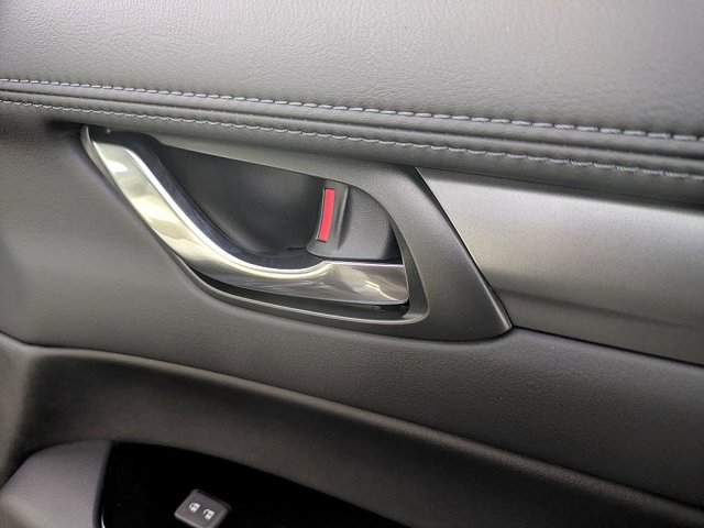 2025 Mazda CX-5 2.5 S Preferred Package Image 34 of 37