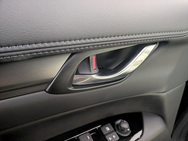 2025 Mazda CX-5 2.5 S Preferred Package Image 27 of 37