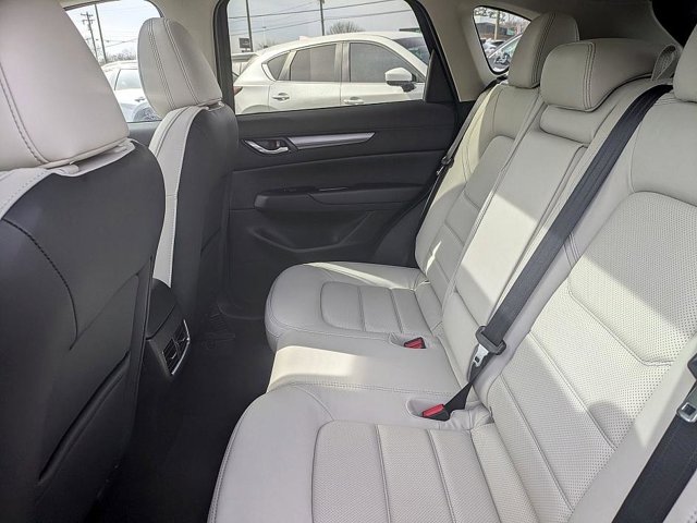 2025 Mazda CX-5 2.5 S Preferred Package Image 12 of 37