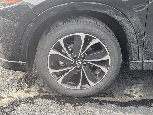 2025 Mazda CX-5 2.5 S Preferred Package Image 9 of 37