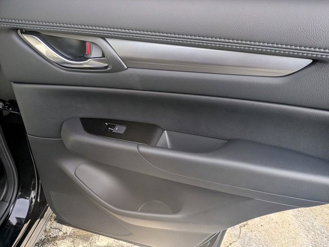 2025 Mazda CX-5 2.5 S Preferred Package Image 24 of 37