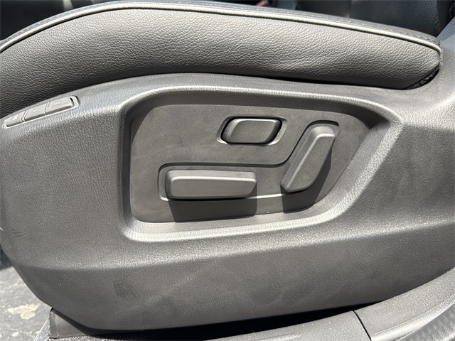 Vehicle image 36 of 36