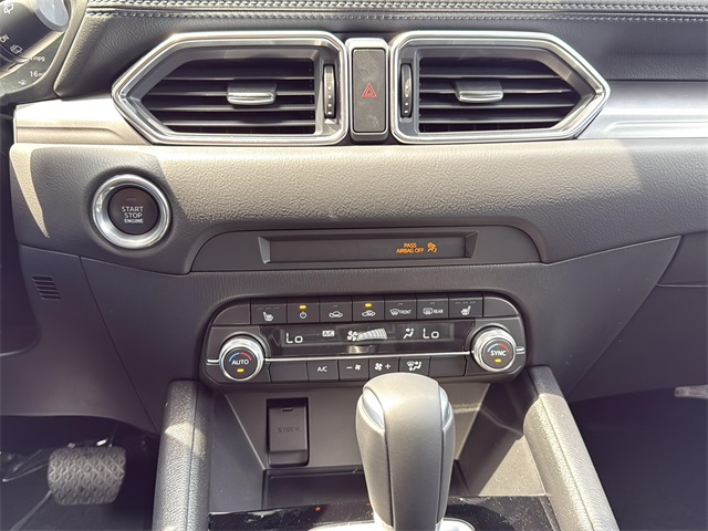 Vehicle image 34 of 36