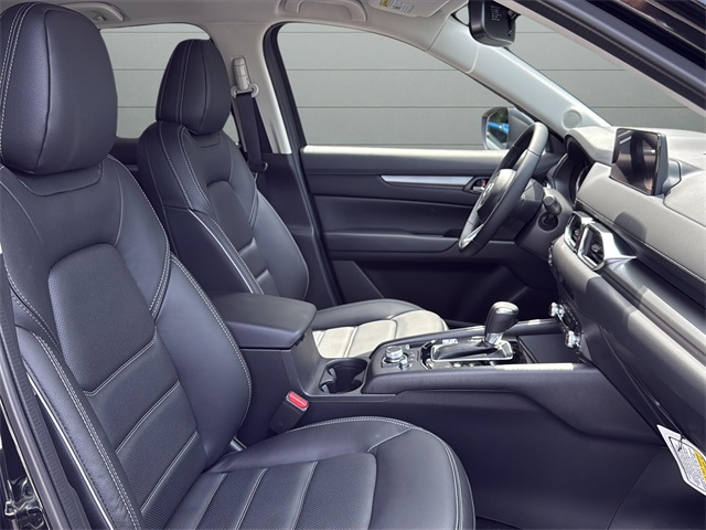 Vehicle image 14 of 36