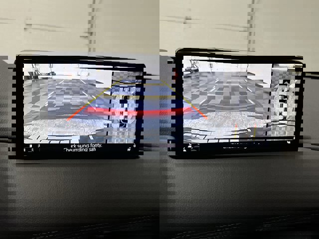 Vehicle image 21 of 41