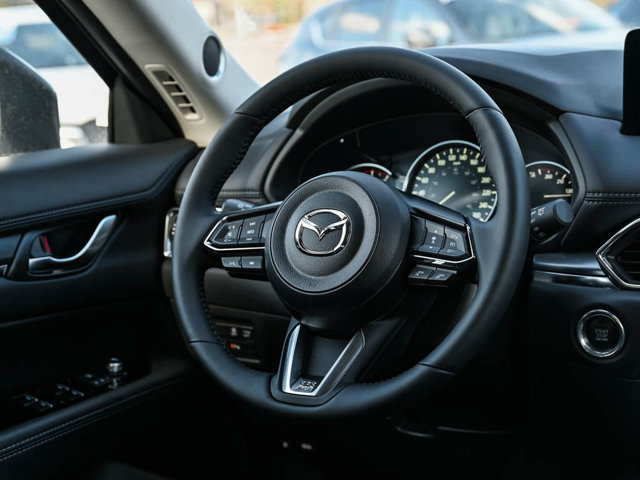 2025 Mazda CX-5 2.5 S Premium Plus Package Image 14 of 26