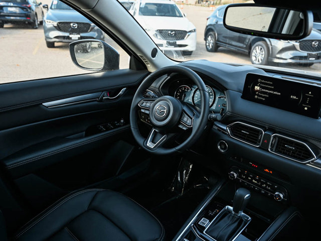 2025 Mazda CX-5 2.5 S Premium Plus Package Image 13 of 26