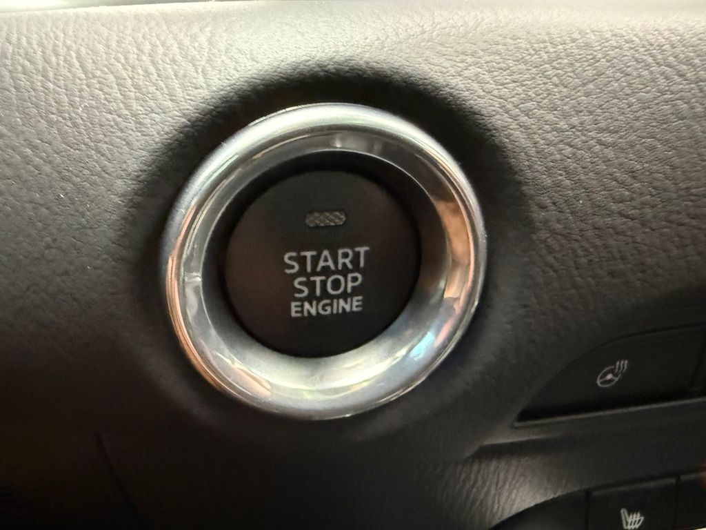 2025 Mazda CX-5 2.5 S Premium Plus Package Image 19 of 29