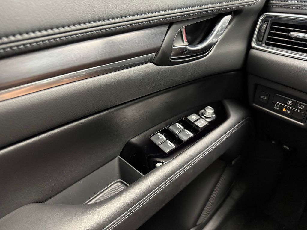 2025 Mazda CX-5 2.5 S Premium Plus Package Image 18 of 29