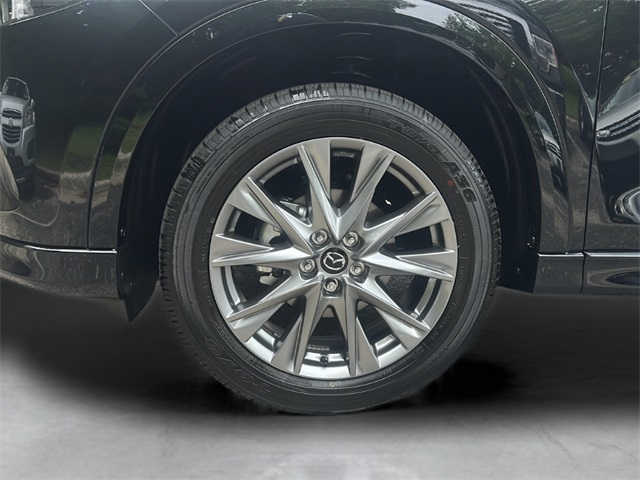 Vehicle image 9 of 37