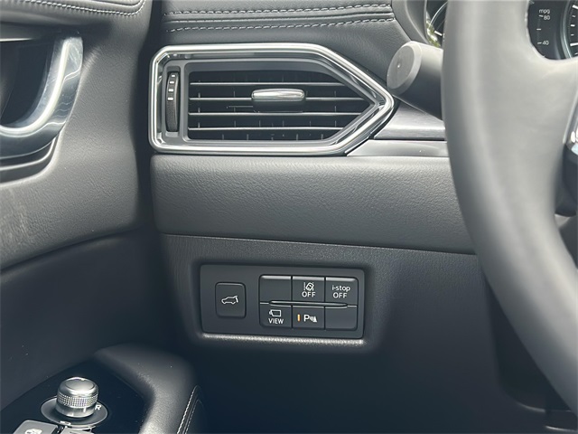 Vehicle image 36 of 37