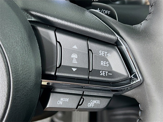 Vehicle image 20 of 35