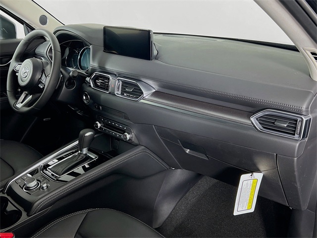 Vehicle image 27 of 35
