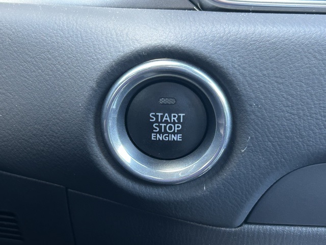 Vehicle image 23 of 23