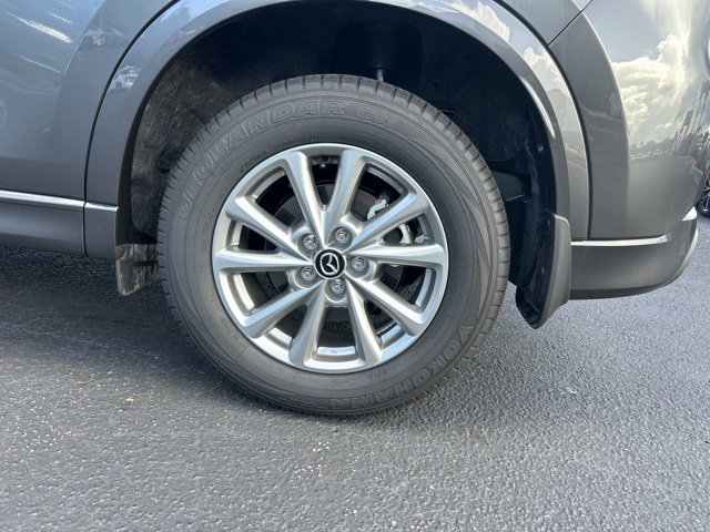 Vehicle image 6 of 23