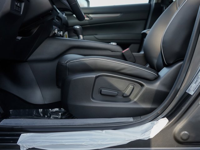 2025 Mazda CX-5 2.5 S Select Package Image 11 of 25