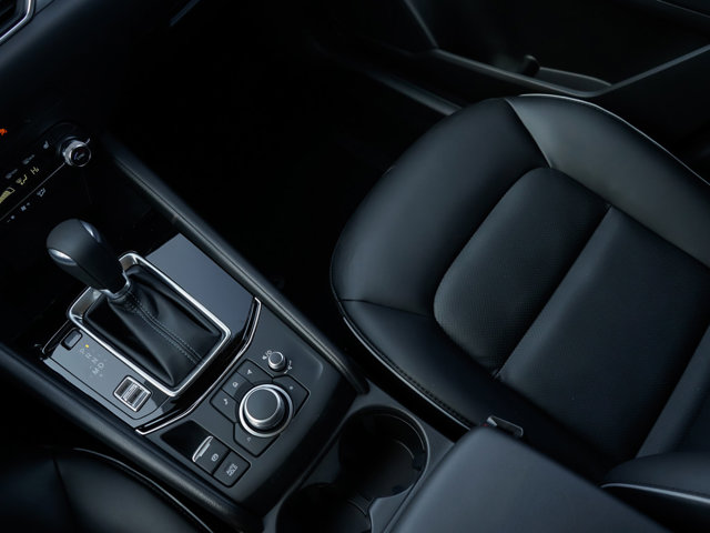 2025 Mazda CX-5 2.5 S Select Package Image 22 of 25