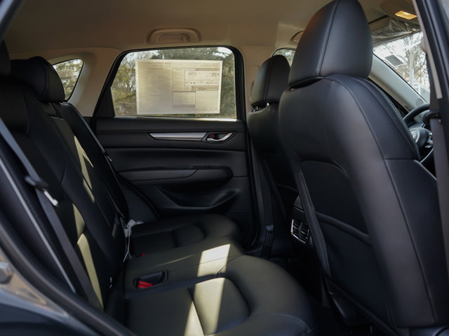 2025 Mazda CX-5 2.5 S Select Package Image 8 of 25