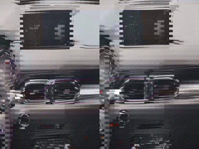 Vehicle image 15 of 25