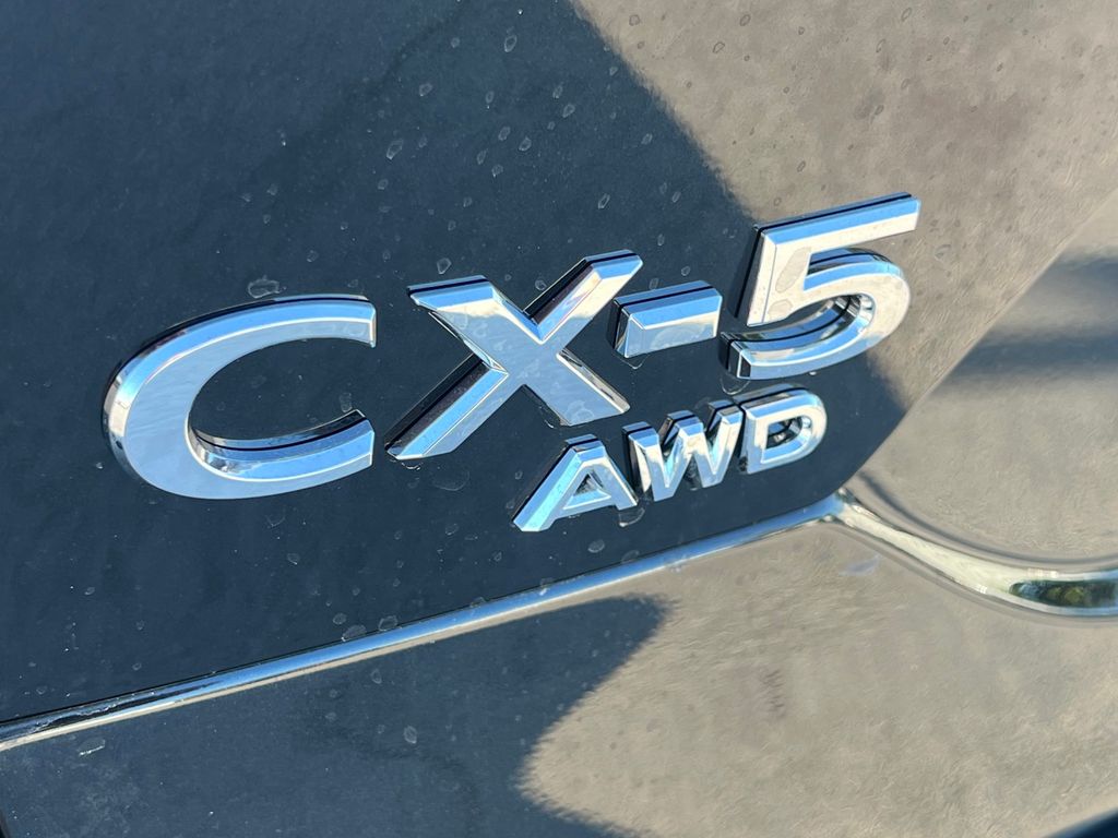 2025 Mazda CX-5 2.5 S Select Package Image 12 of 14