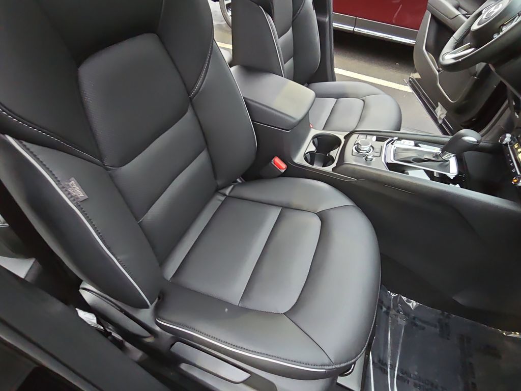 2025 Mazda CX-5 2.5 S Select Package Image 14 of 35
