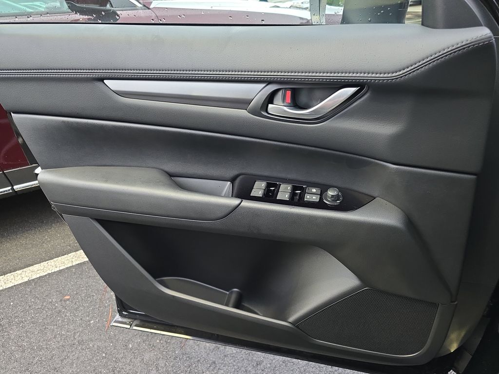 2025 Mazda CX-5 2.5 S Select Package Image 25 of 35