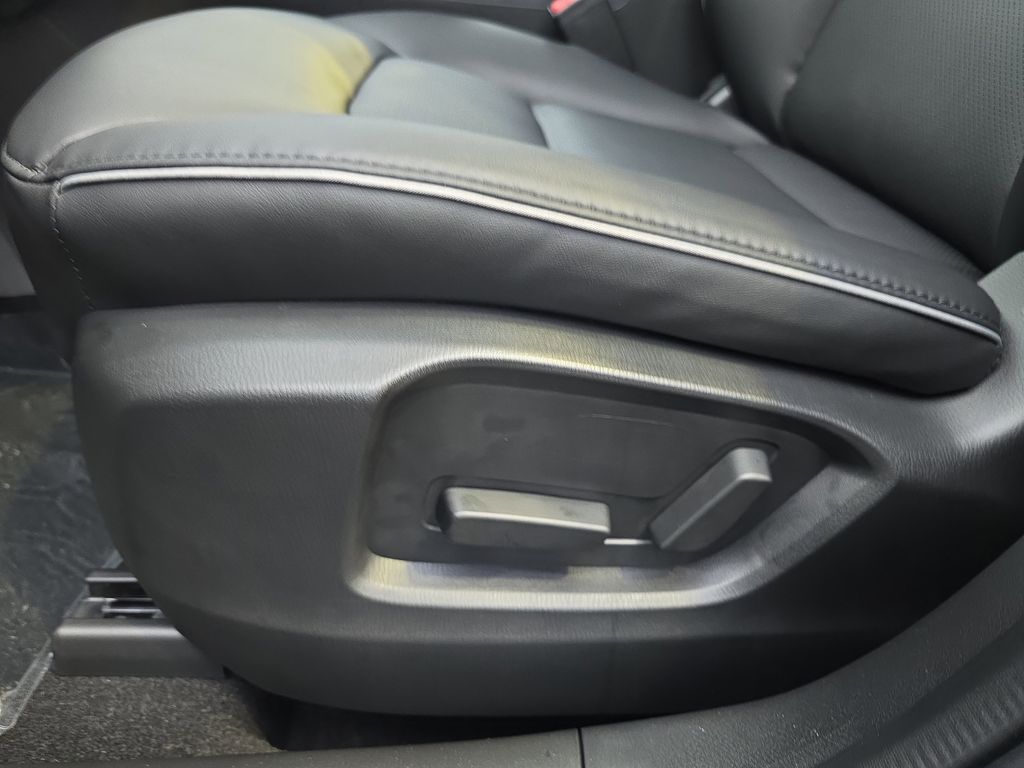 2025 Mazda CX-5 2.5 S Select Package Image 31 of 35