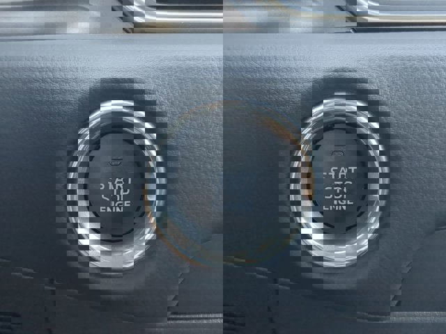 Vehicle image 25 of 26