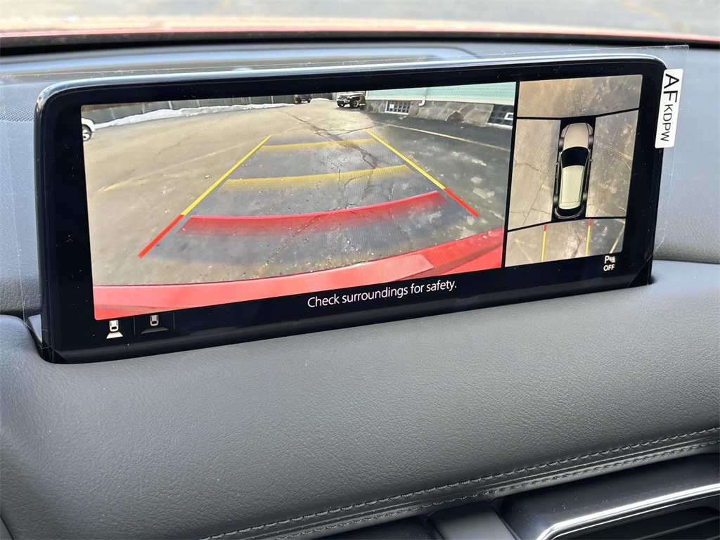 Vehicle image 21 of 36