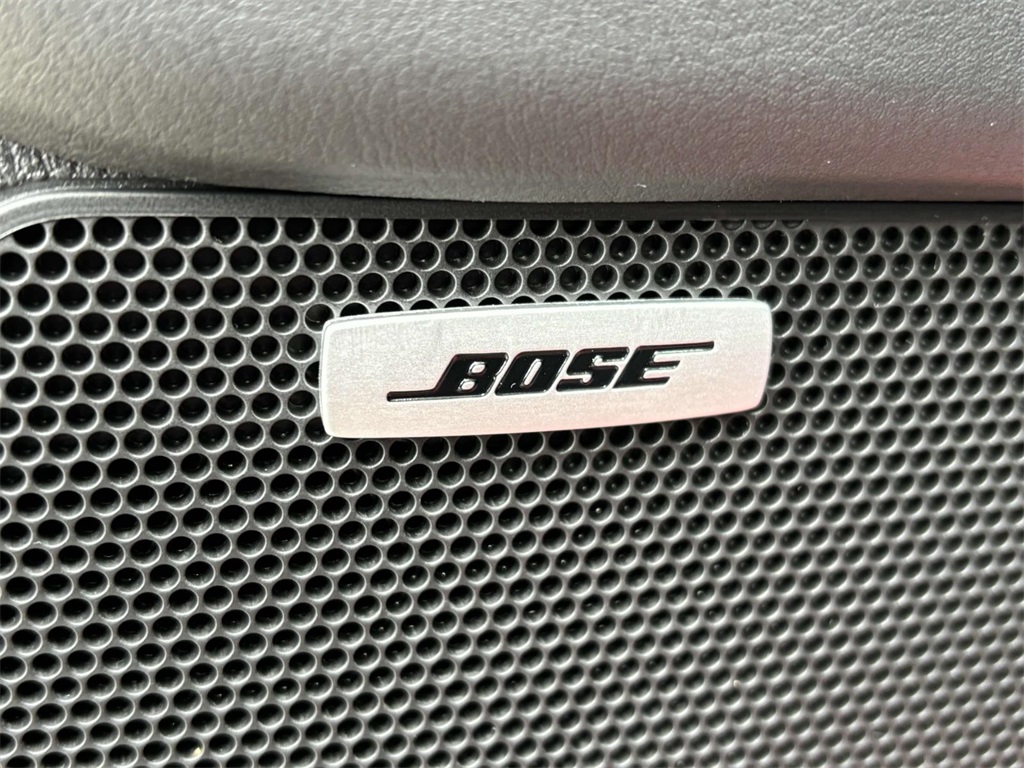 Vehicle image 15 of 36