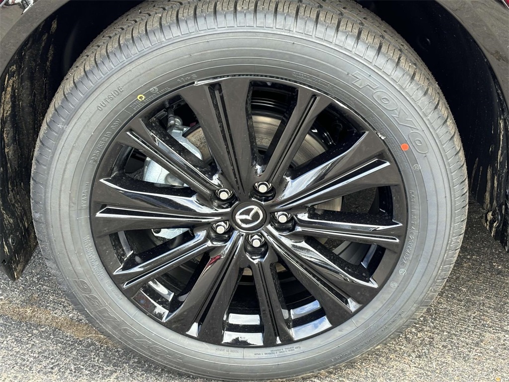Vehicle image 7 of 36