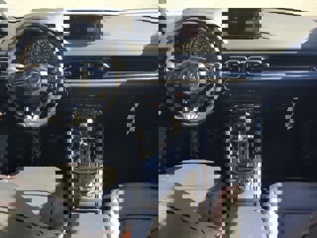 Vehicle image 13 of 28