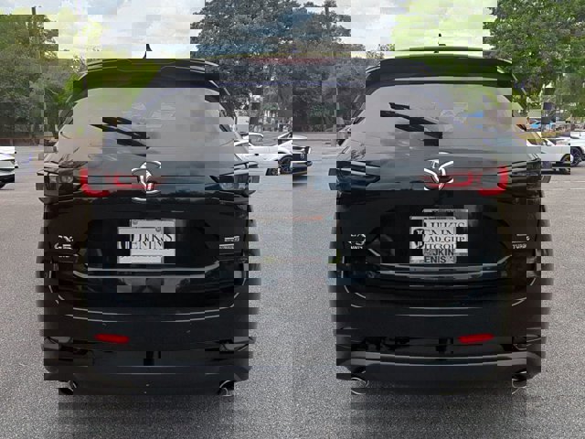 Vehicle image 6 of 23