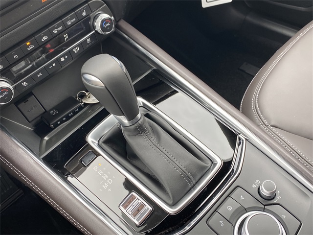 Vehicle image 22 of 29