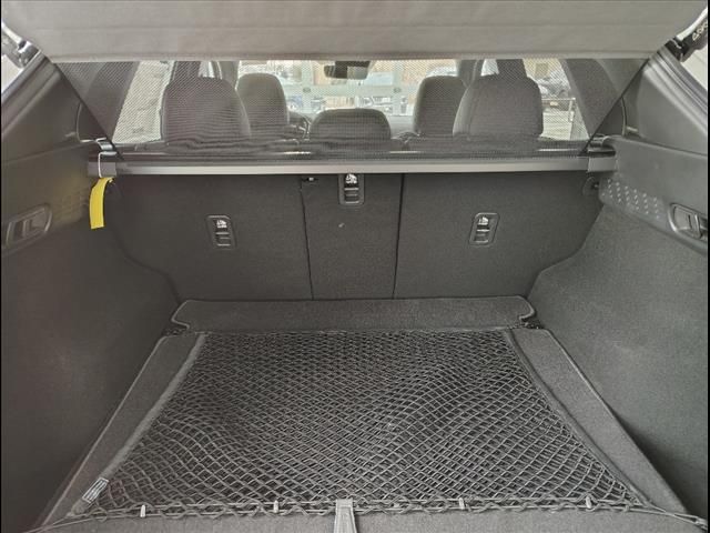 Vehicle image 11 of 42