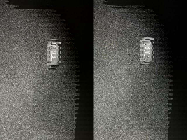 Vehicle image 37 of 40