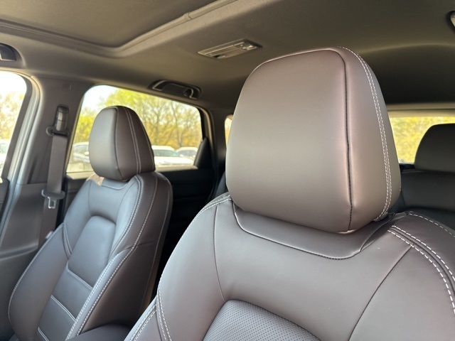 2025 Mazda CX-5 2.5 Turbo Signature Image 13 of 30