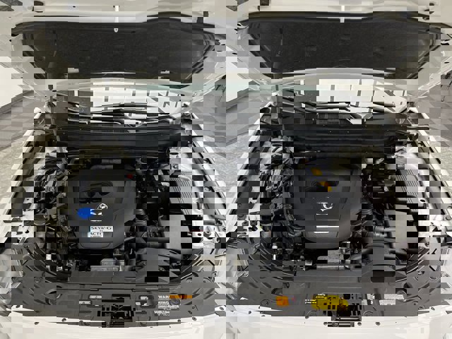 Vehicle image 37 of 42