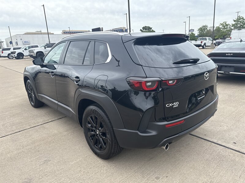 Vehicle image 8 of 42