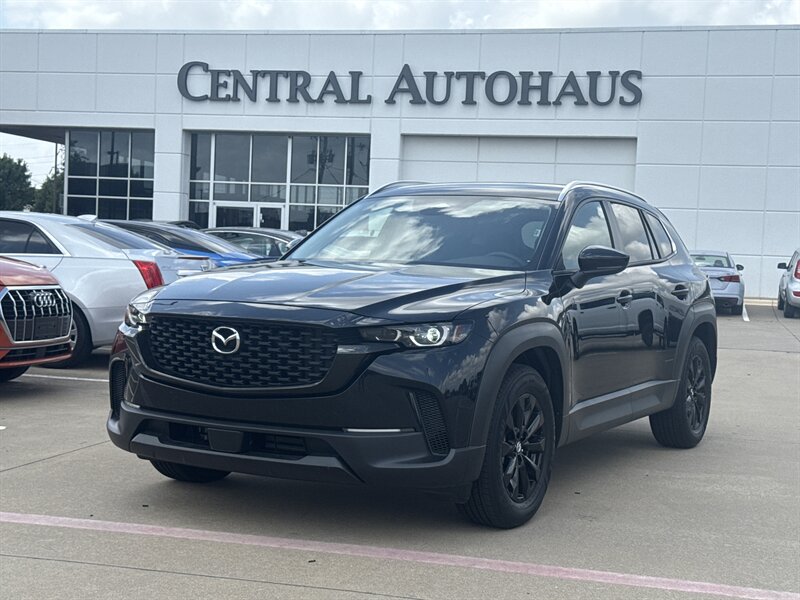 Vehicle image 3 of 32